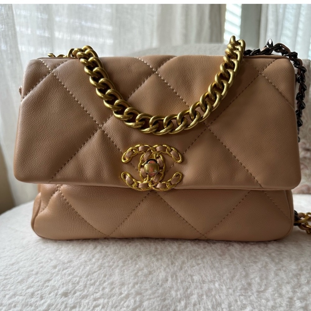 Chanel Quilted Lambskin Chain Flap Crossbody Bag in Beige
